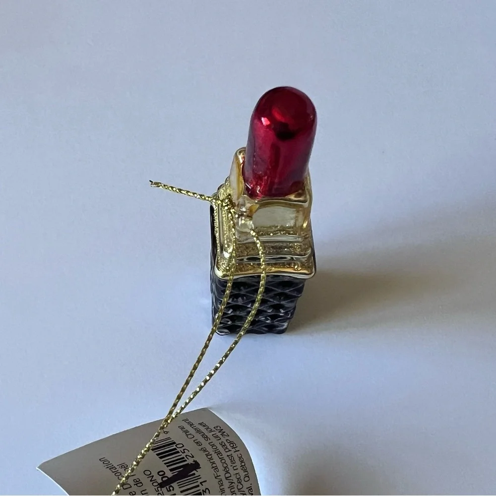SILVER TREE RED LIPSTICK CHRISTMAS ORNAMENT BLACK HOLD RED GLASSES 3.25” NWT